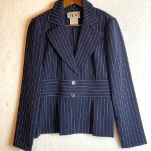 DBY LTD JUNIOR/WOMENS NAVY PENCIL STRIPED JACKET SIZE 7/8
